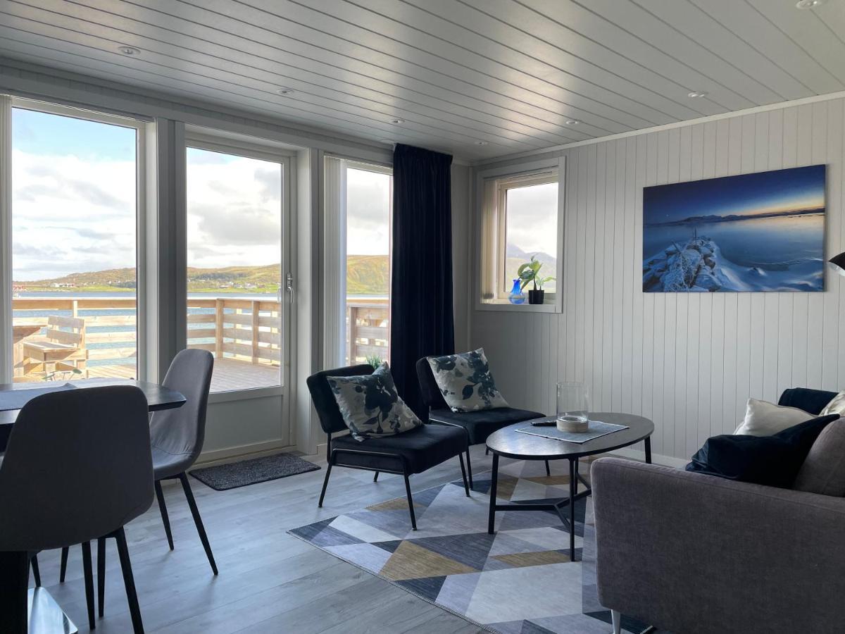Luxurious Cabin By The Waterfront Leknes Exterior foto